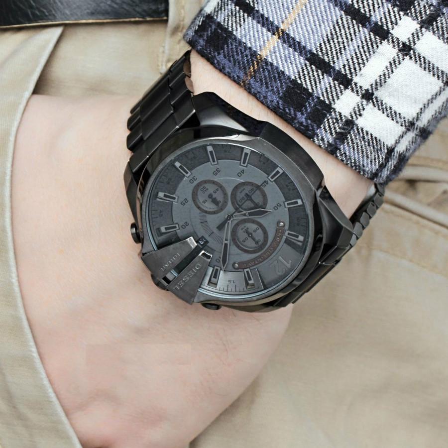 Diesel_20Mega_20Chief_20Grey_20Dial_20Black_20Ion-plated_20Mens_20Watch-4.jpg